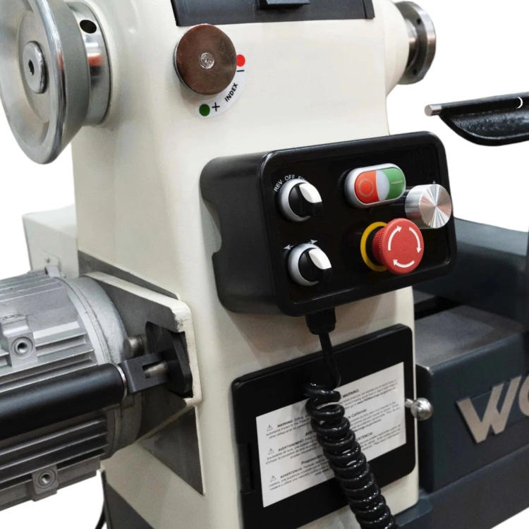Tokarka-Woodfast-WL3040A-k.jpg
