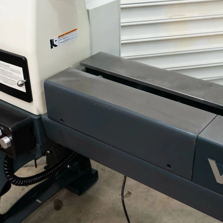 Tokarka-Woodfast-WL3040A-s.jpg